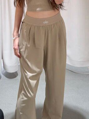 Gravel ALO Yoga🍁Casual Pants | Relaxed Fit😺Refined Casual Style (Regular) NWT
